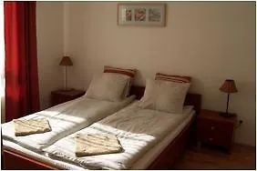 ***** Hotel King Budapest Apartments Hongarije